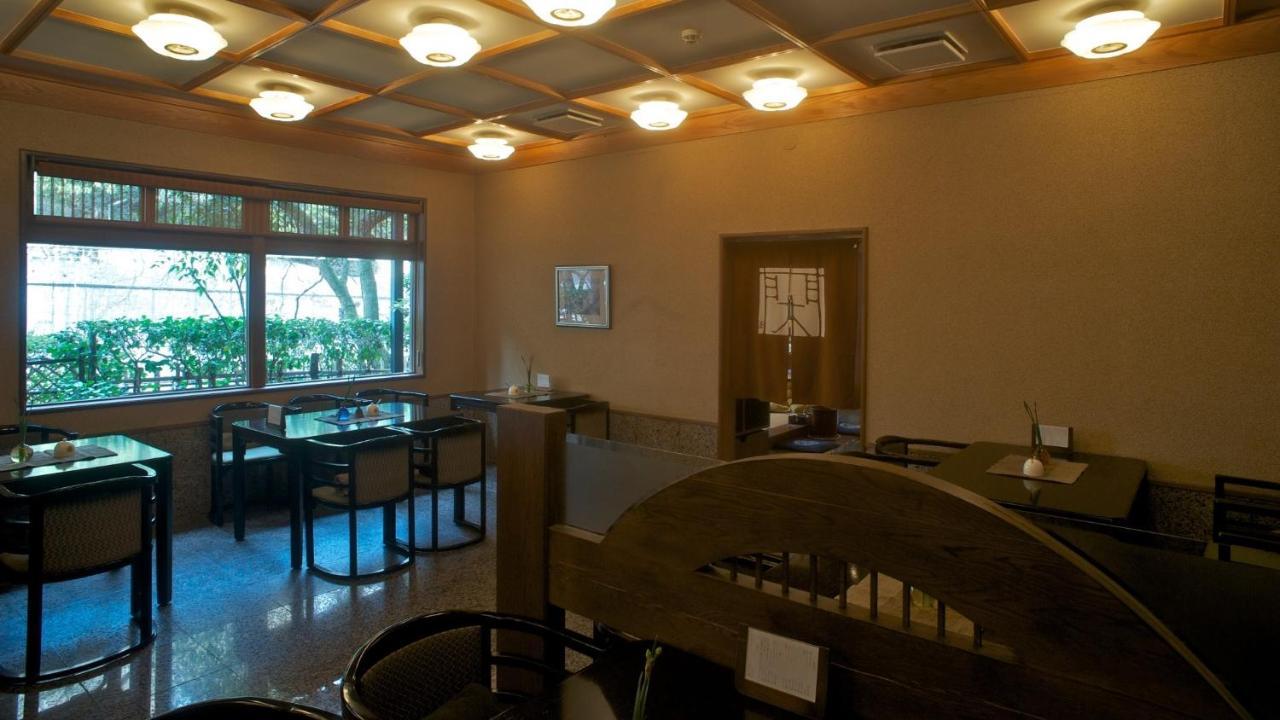 Arima Onsen Tocen Goshobo Hotel Kobe Ngoại thất bức ảnh Interior of a soba restaurant in Tokyo
